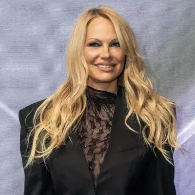 Pamela Anderson: Karriere-Push-up durch Memoiren