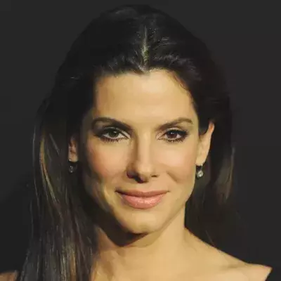 Sandra Bullocks Beziehung steckt angeblich in einer Krise