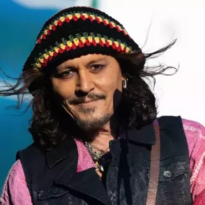 Nach mehreren Konzertabsagen: Johnny Depp wieder auf der Bühne
