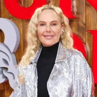 Fans begeistert: Natascha Ochsenknecht ist "Super Oma des Jahres"