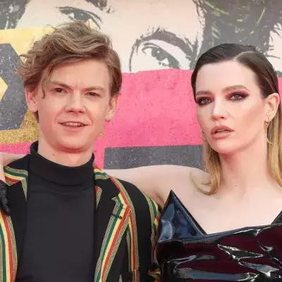 Talulah Riley verkündet ihre Verlobung via Twitter