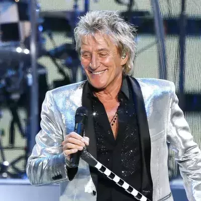 Pause von der Tournee: Rod Stewart zeigt sich mit seiner Großfamilie