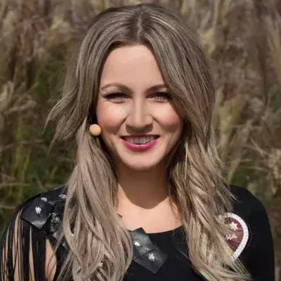 Melissa Naschenweng bestätigt ihre Liebe zu Toni Gabalier