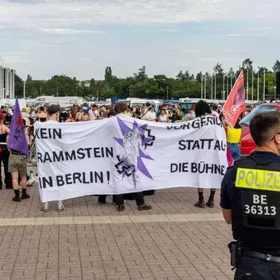 Proteste beim ersten Berlin-Konzert von Rammstein