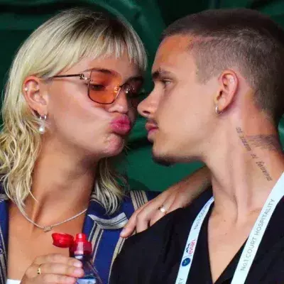 Wimbledon: Romeo Beckham turtelt mit Freundin Mia Regan