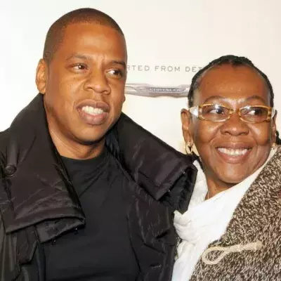 Jay-Z's Mutter Gloria Carter hat ihre langjährige Partnerin geheiratet