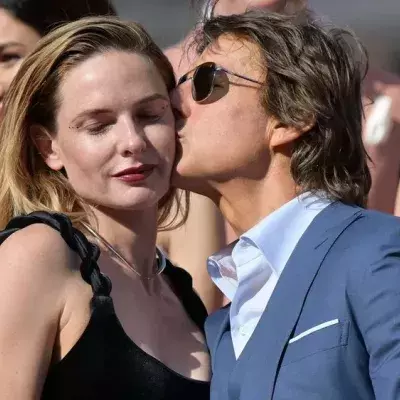 "Mission Impossible 7"-Weltpremiere: Tom Cruise verteilt Küsschen