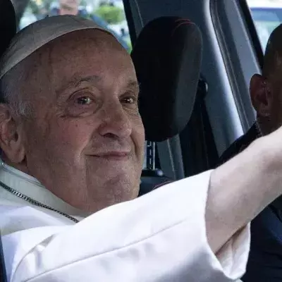 Nach Notoperation: Papst Franziskus hat die Klinik wieder verlassen