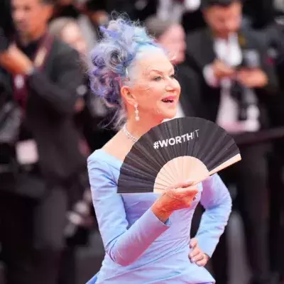 Helen Mirren: Wow-Auftritt mit blauen Haaren in Cannes beim Filmfestival
