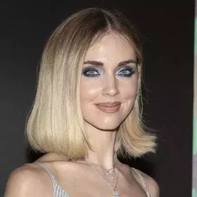 Chiara Ferragni feiert Geburtstag, Fedez den Jahrestag der Verlobung
