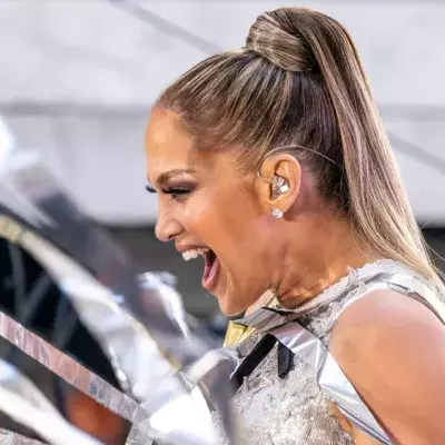 Jennifer Lopez reißt sich auf der Bühne die Haare aus