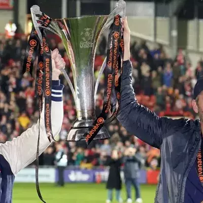 Ryan Reynolds: Sein AFC Wrexham schafft Aufstieg