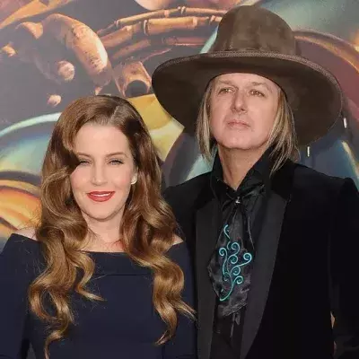 Lisa Marie Presleys Ex-Mann vertritt Zwillinge vor Gericht