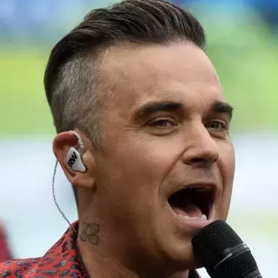 Kauft sich Robbie Williams einen Fußballklub?