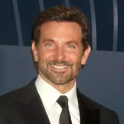 Bradley Cooper: Darum läuft er zu Hause ständig nackt herum