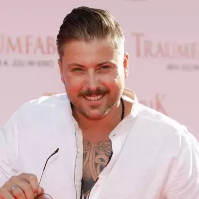 GZSZ Star Felix von Jascheroff enthüllt: Mit 41 Jahren ist er bereits Opa