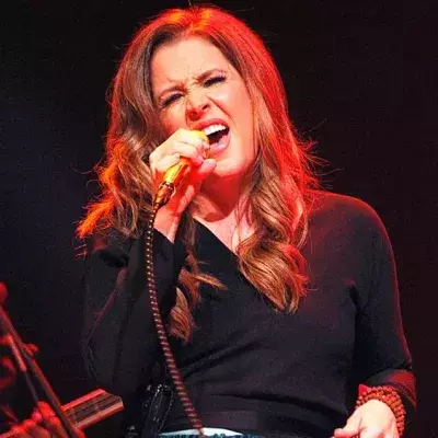 Lisa Marie Presley: Elvis-Tochter mit gebrochenem Herzen