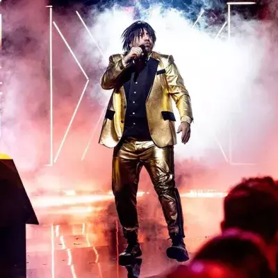 Ikke Hüftgold grölt sich an die Spitze der Album-Charts