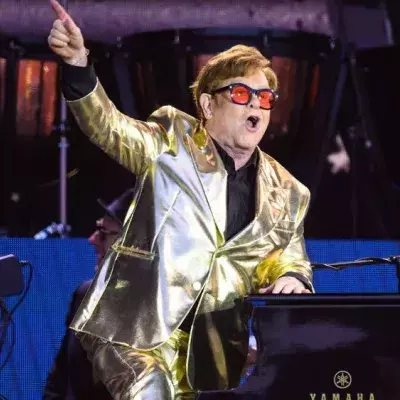 Steht ein neues Album von Elton John in den Startlöchern?