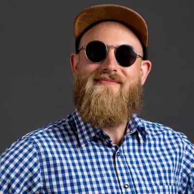 Wie Felix Harrer auf die Idee zum Märchen-Techno kam