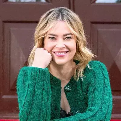 Weihnachtsbaum-Desaster bei "Sturm der Liebe"-Star Laura Osswald
