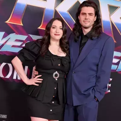 Schauspielerin Kat Dennings und Rockmusiker Andrew W.K. sagen Ja