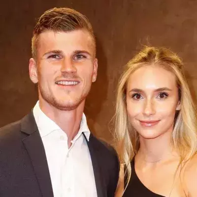 Fußballstar Timo Werner und seine Paula haben sich verlobt