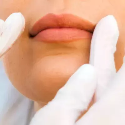 Mats Hummels: Seine neue Flamme Lisa Straube beim Beauty-Doc