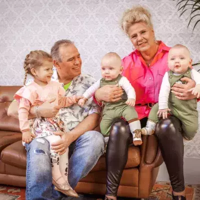 Silvia Wollny mit Emory und Casey und Harald Elsenbast