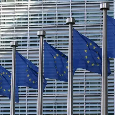 Bekommen EU-Mitarbeiter zu viel Gehalt?