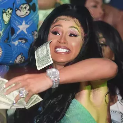 Cardi B genießt ihr Single-Leben