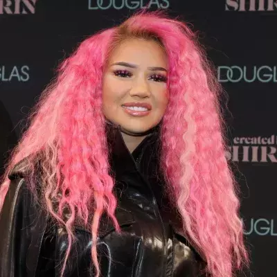 Cardi kopiert Shirin
