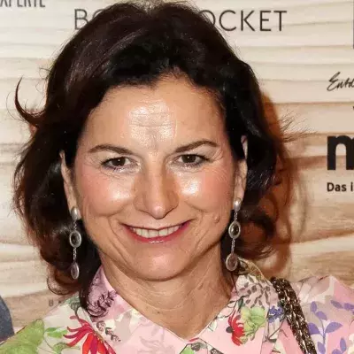 Claudia Obert 