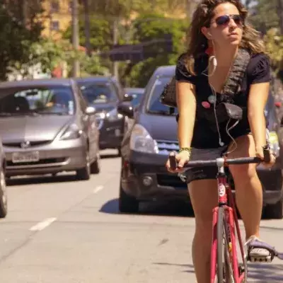 Für mehr Sicherheit im Verkehr lassen sich Radfahrer etwas Geniales einfallen