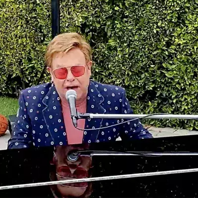 Elton John bringt eigene Barbie-Puppe heraus