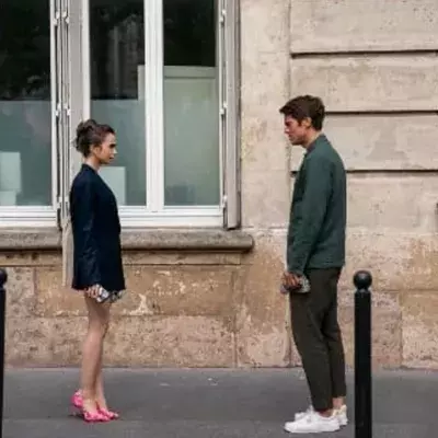 Emily in Paris hat keinen Zusammenhang außerhalb von Netflix: Die Nachricht, die Fans zu Tränen rührt
