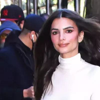 Emily Ratajkowski