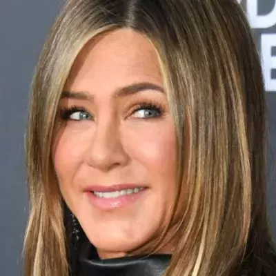 Jennifer Aniston: Um Covid-19-Opfern zu helfen, versteigert sie ein Nacktfoto von sich 