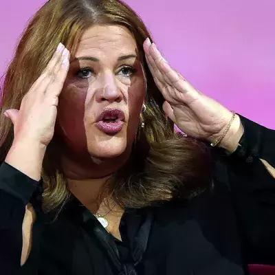 Komikerin Ilka Bessin spricht über Bodyshaming