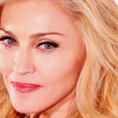 Madonna präsentiert sich in Unterwäsche und hat eine ernste Botschaft