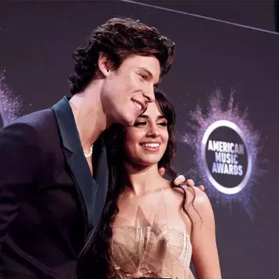 Shawn Mendes und Camila Cabello adoptieren Hund