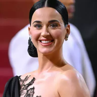 Wem zwinkert Katy Perry da nur zu?
