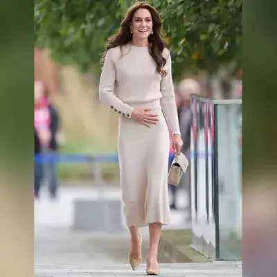 Ton-in-Ton-Look: Prinzessin Kate überrascht im Strickzweiteiler