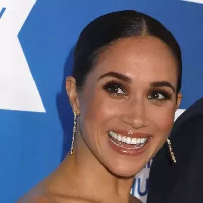 Auf dem Weg zu Prinz Harry: Herzogin Meghan in Düsseldorf angekommen