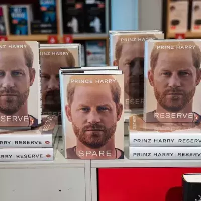 Prinz Harrys Memoiren landen bei Urlaubern im Müll