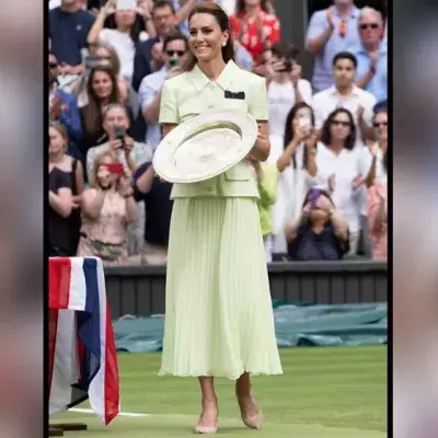 Prinzessin Kate überreicht Trophäen in Wimbledon