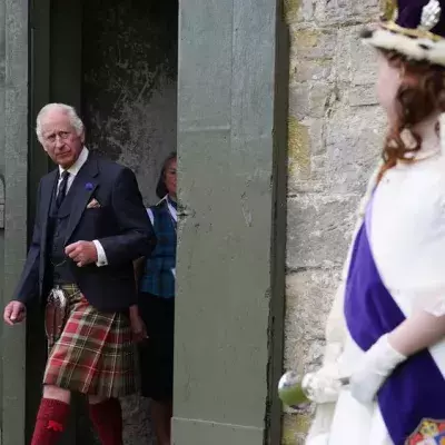 König Charles III. in Schottland: Erster Holyrood-Termin im Kilt
