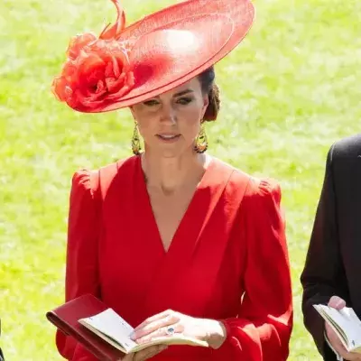 Mode-Regel von Queen Elizabeth II.: Prinzessin Kate sorgt für Aufsehen