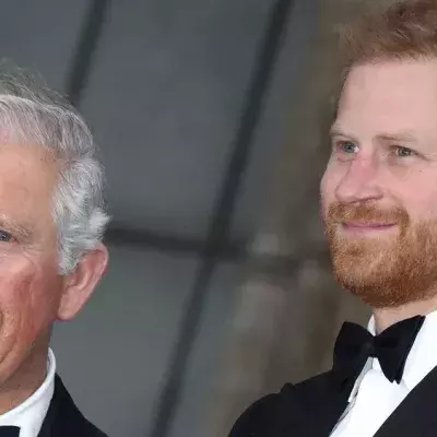 Zum Vatertag zeigt König Charles ein Bild mit Prinz Harry