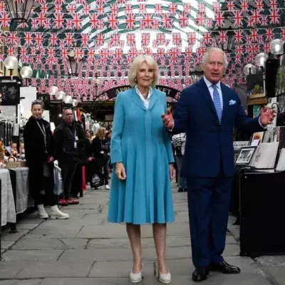 Charles und Camilla: Erster gemeinsamer Auftritt nach der Krönung